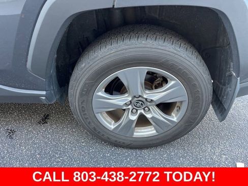 Used 2024 Toyota RAV4 XLE FWD image 31