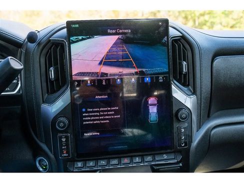 Used 2021 Chevrolet Silverado 2500 High Country w/ Z71 Off-Road Package image 17