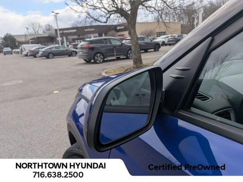 Certified 2023 Hyundai Venue SEL image 38