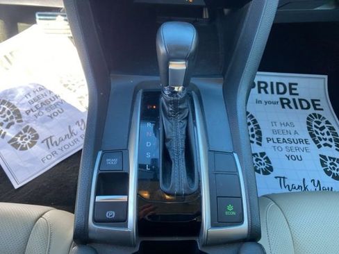 Used 2018 Honda Civic EX-L image 25