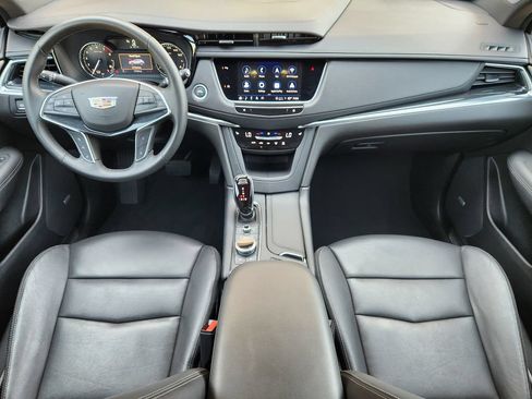 Used 2025 Cadillac XT5 Premium Luxury FWD image 26