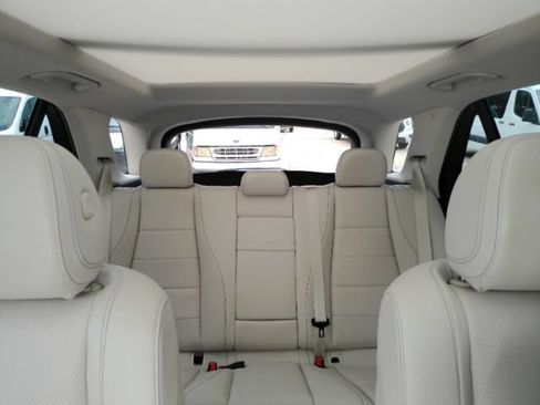 Used 2021 Mercedes-Benz GLE 350 w/ Premium Package image 36