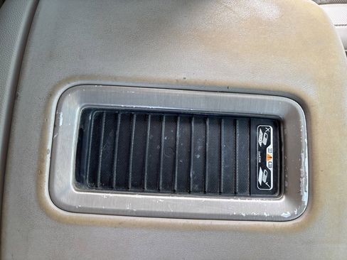 Used 2018 GMC Yukon Denali image 37