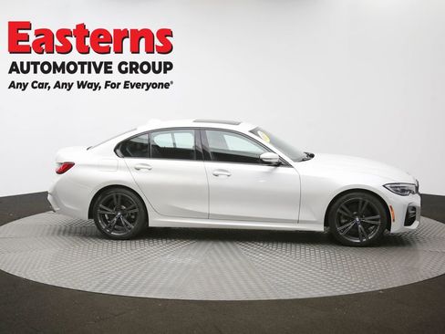 Used 2022 BMW 330i xDrive Sedan w/ M Sport Package image 47