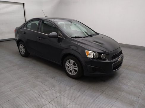 Used 2015 Chevrolet Sonic LT FWD image 11