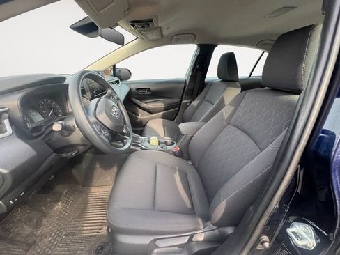 Used 2024 Toyota Corolla LE FWD image 11