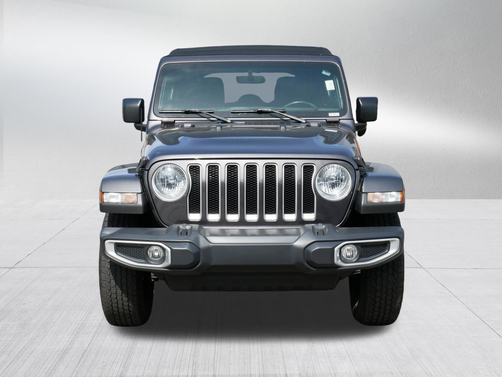 Used 2022 Jeep Wrangler Unlimited Sahara w/ Cold Weather Group AWD/4WD image 2