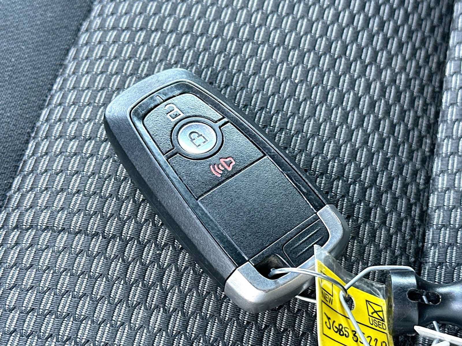 Used 2018 Ford Explorer XLT AWD/4WD image 29