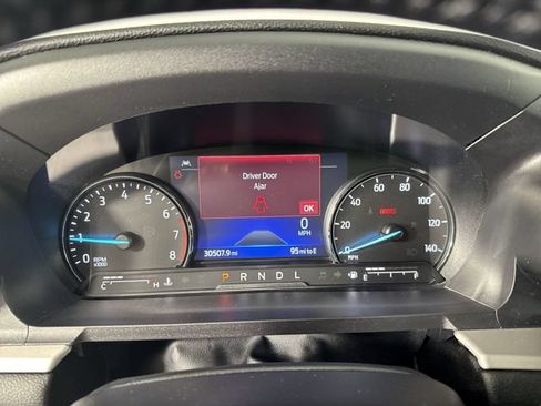 Used 2023 Ford Explorer XLT w/ Equipment Group 202A AWD/4WD image 16