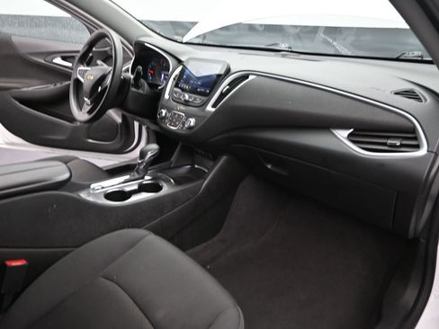 Used 2023 Chevrolet Malibu LT image 22