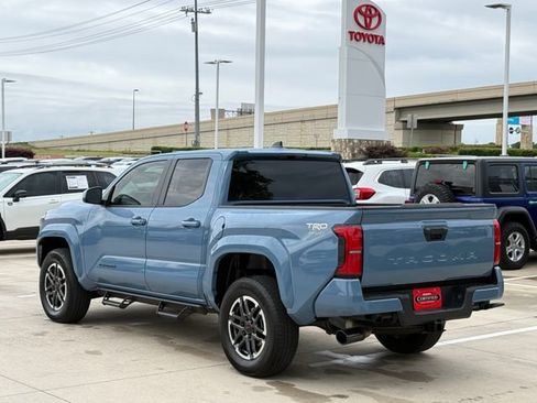 Used 2026 Toyota Tacoma TRD Sport RWD image 4