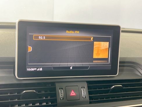 Used 2019 Audi Q5 2.0T Premium Plus w/ Premium Plus Package image 15