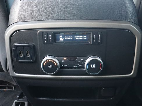 Used 2020 Ford Expedition XLT AWD/4WD image 21