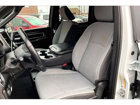 Used 2024 RAM 2500 Big Horn image 28