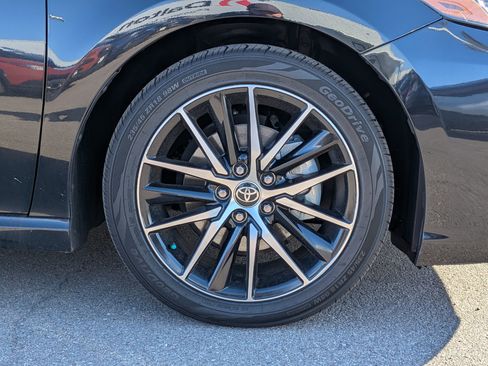 Used 2023 Toyota Camry SE image 7