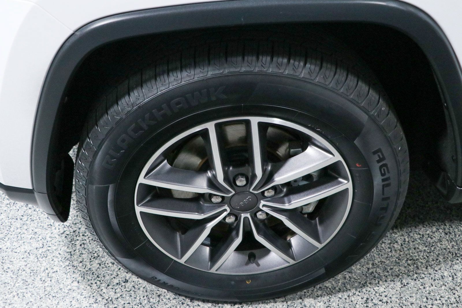 Used 2021 Jeep Grand Cherokee Limited RWD image 11