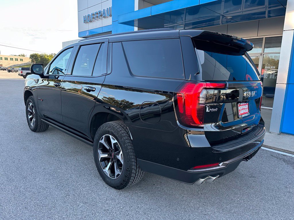 Used 2026 GMC Yukon AT4 Ultimate AWD/4WD image 3
