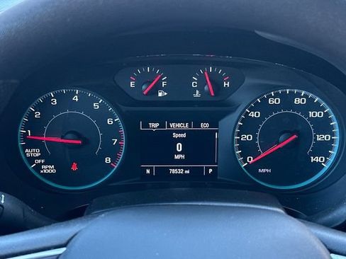 Used 2023 Chevrolet Malibu LT FWD image 28