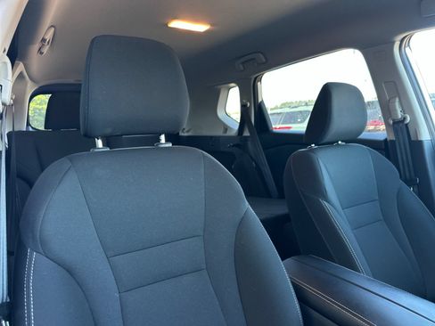 Certified 2025 Nissan Rogue S AWD/4WD image 16