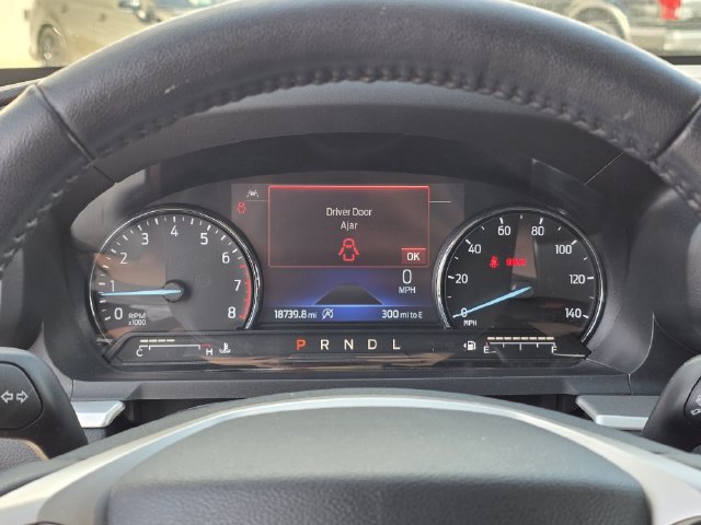 Used 2021 Ford Explorer XLT w/ Equipment Group 202A AWD/4WD image 12