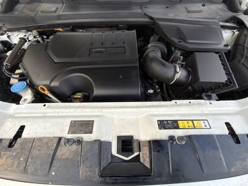Used 2018 Land Rover Discovery Sport HSE AWD/4WD image 33