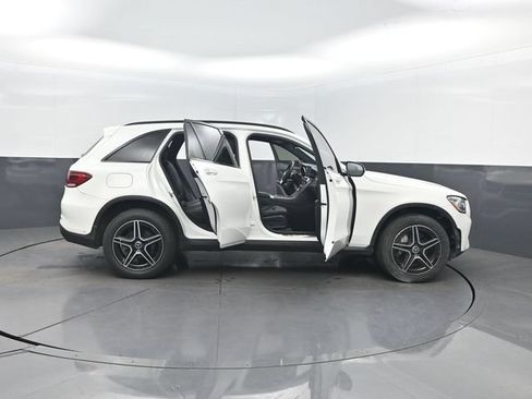 Used 2022 Mercedes-Benz GLC 300 4MATIC image 42
