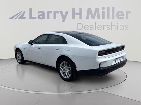 New 2026 Dodge Charger R/T AWD/4WD image 3