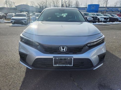 Used 2024 Honda Civic EX-L image 2