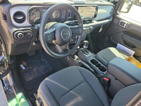 New 2026 Jeep Gladiator Sport image 12