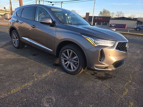 Certified 2023 Acura RDX FWD w/ Technology Package image 2