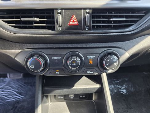 Used 2023 Kia Forte LXS image 22