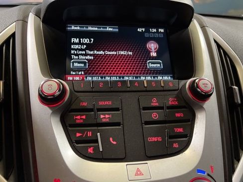 Used 2017 GMC Terrain SLE image 32