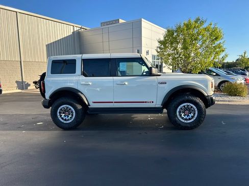New 2026 Ford Bronco Outer Banks w/ Sasquatch Package AWD/4WD image 5