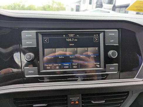 Used 2020 Volkswagen Jetta R-Line FWD image 21