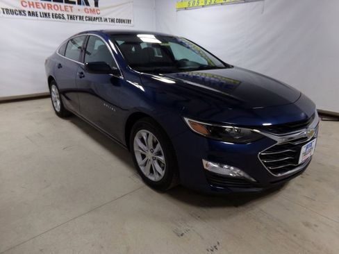 Used 2022 Chevrolet Malibu LT w/ Leather Package image 1