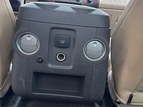 Used 2011 Ford F250 Lariat w/ Lariat Ultimate Pkg image 47