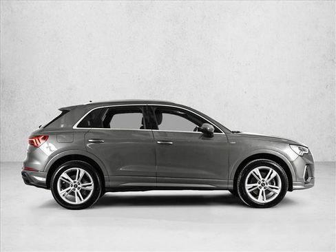 Certified 2024 Audi Q3 2.0T Premium Plus w/ Premium Plus Package image 4