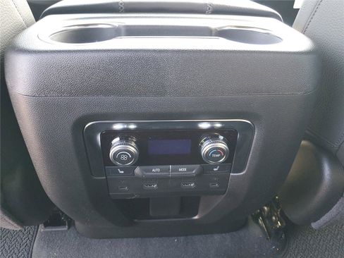 New 2026 GMC Yukon Denali w/ Denali Reserve Package image 13