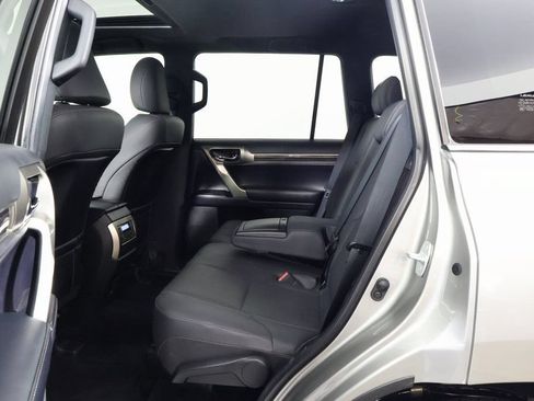 Used 2020 Lexus GX 460 Premium w/ Premium Package AWD/4WD image 11