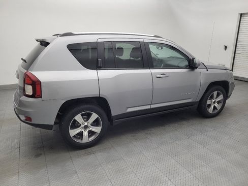 Used 2017 Jeep Compass High Altitude FWD image 10