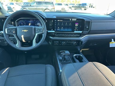 New 2026 Chevrolet Silverado 1500 LT w/ Z71 Off-Road Package image 24