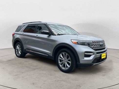 Used 2022 Ford Explorer Limited w/ Equipment Group 301A AWD/4WD image 7