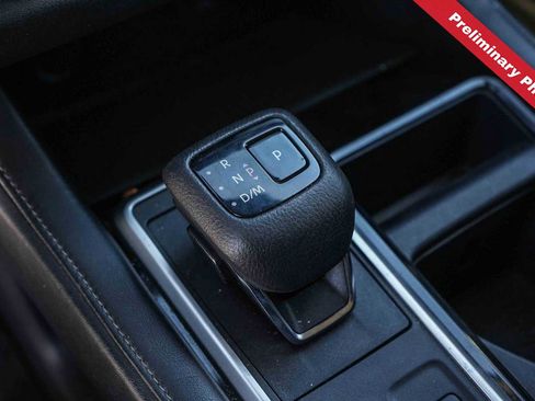 Used 2022 Nissan Pathfinder SV FWD image 16
