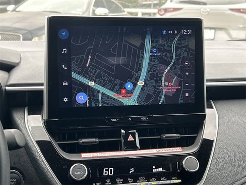 Used 2025 Toyota Corolla SE image 20