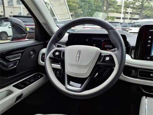 New 2025 Lincoln Aviator Reserve w/ Illumination Package image 10