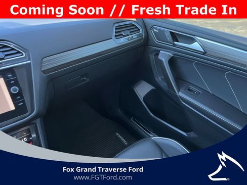 Used 2022 Volkswagen Tiguan SEL R-Line AWD/4WD image 29