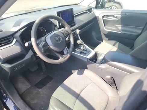 Used 2025 Toyota RAV4 XLE FWD image 2