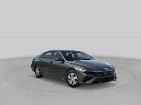 New 2026 Hyundai Elantra SE w/ Cargo Package image 2