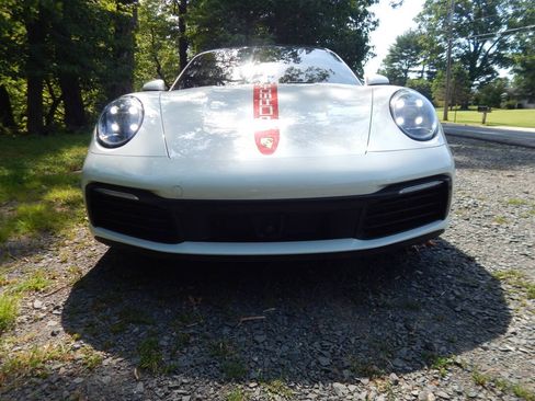 Used 2020 Porsche 911 Carrera image 8