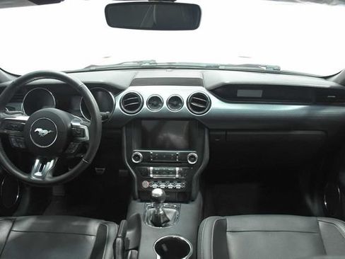 Used 2017 Ford Mustang GT Premium w/ GT Performance Package RWD image 23